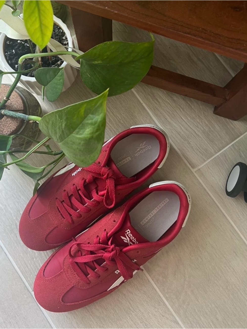 Reebok Women's Red Low-Top Athletic Sneakers